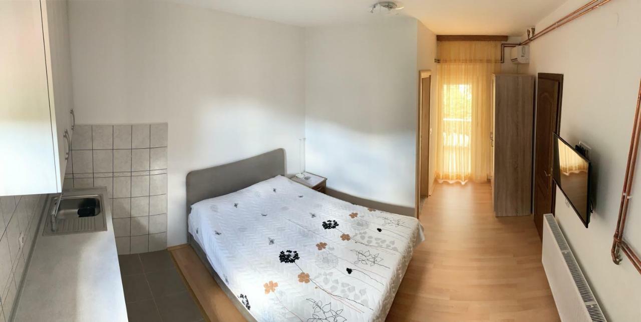 Apartment Angelina Требинє Екстер'єр фото