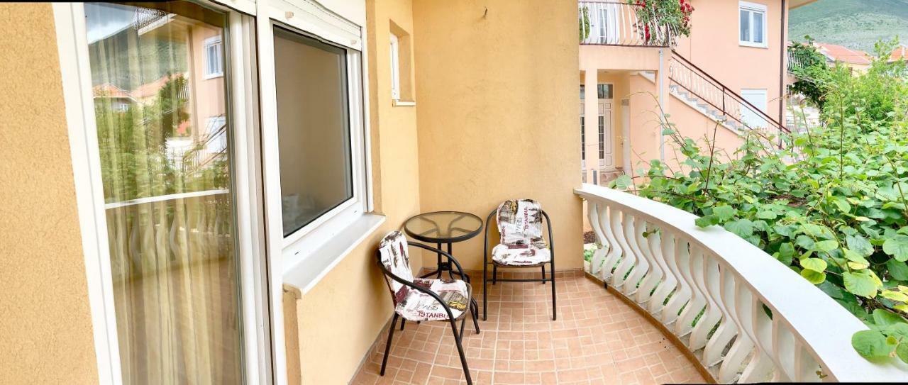 Apartment Angelina Требинє Екстер'єр фото